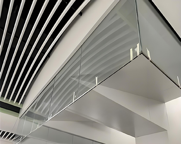 玛多玻璃玛多挡烟垂壁 玛多玻璃玛多挡烟垂壁