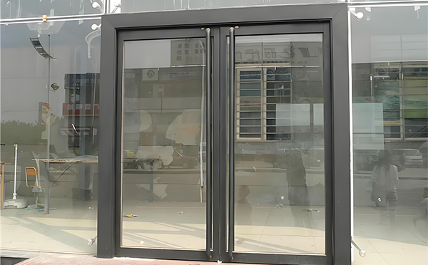 玛多玻璃地弹门