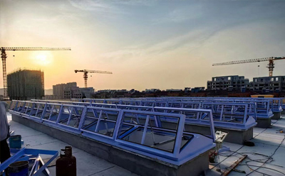 消防玛多排烟窗开启角度