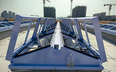 玛多排烟窗的设置要求