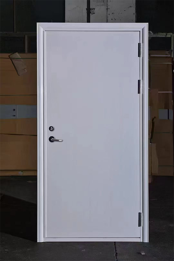 社区活动中心加装玛多防火门保障居民安全